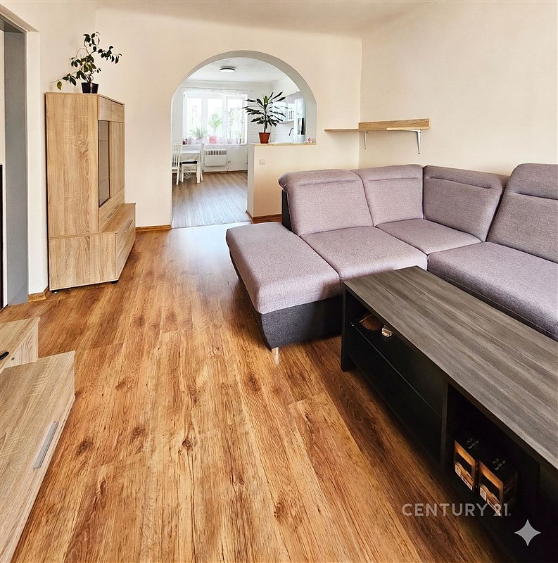Prodej komerčního objektu (jiného typu) 472 m² — photo 2
