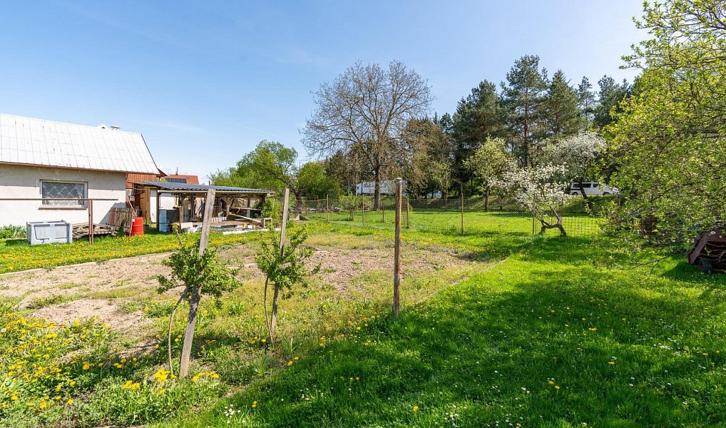 Prodej stavebního pozemku 1 068 m², Lípa – náhled fotky 4