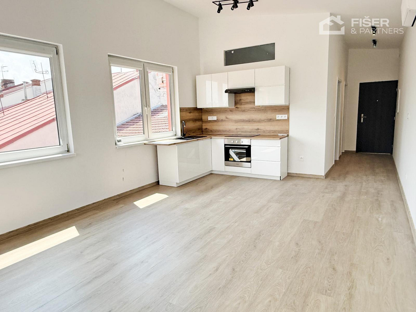 Pronájem bytu 2+kk 45 m²