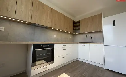 Pronájem bytu 2+1 43 m², Stiborova, Olomouc - Nová Ulice
