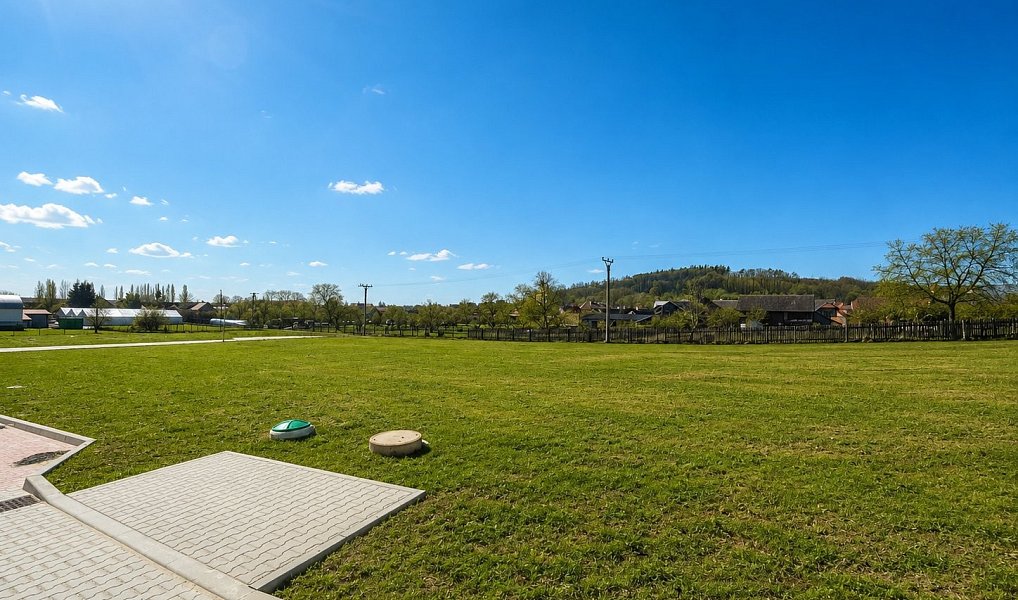 Prodej stavebního pozemku 891 m², Žerčice – náhled fotky 2