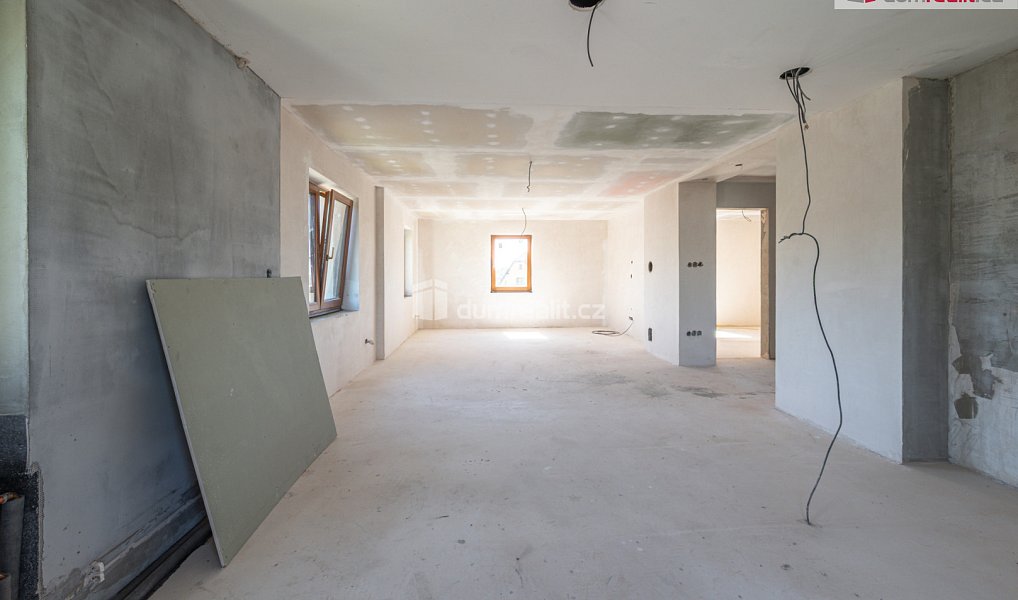 Prodej domu 300 m² s pozemkem 888 m², Sadov – náhled fotky 25