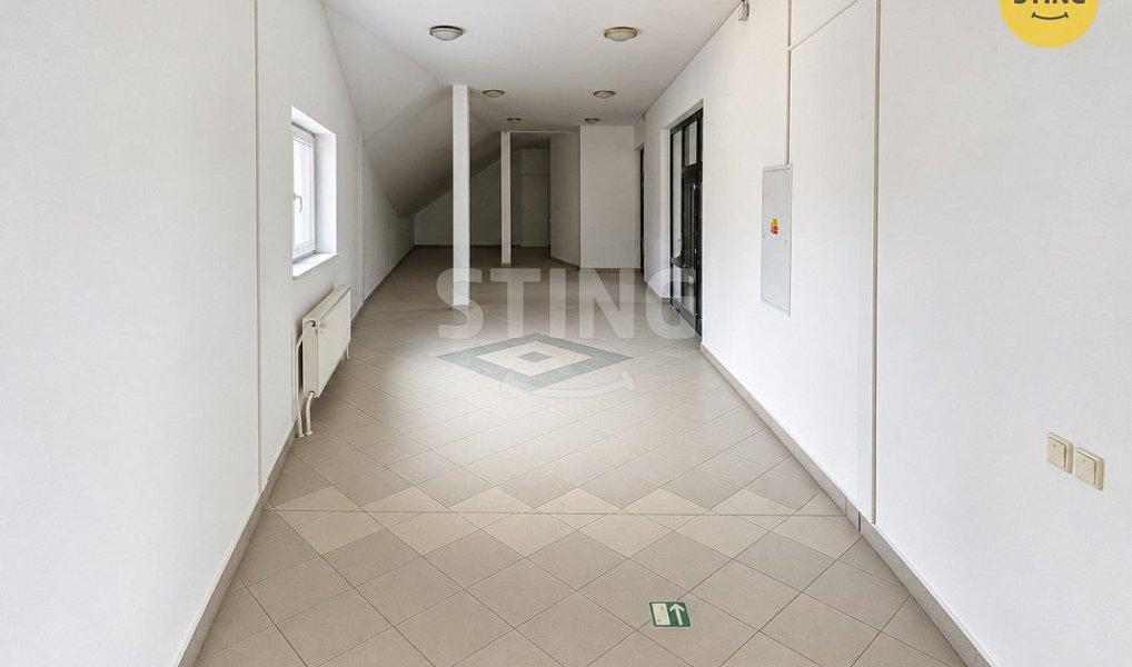 Pronájem komerčního objektu (jiného typu) 452 m², Třinec – náhled fotky 8