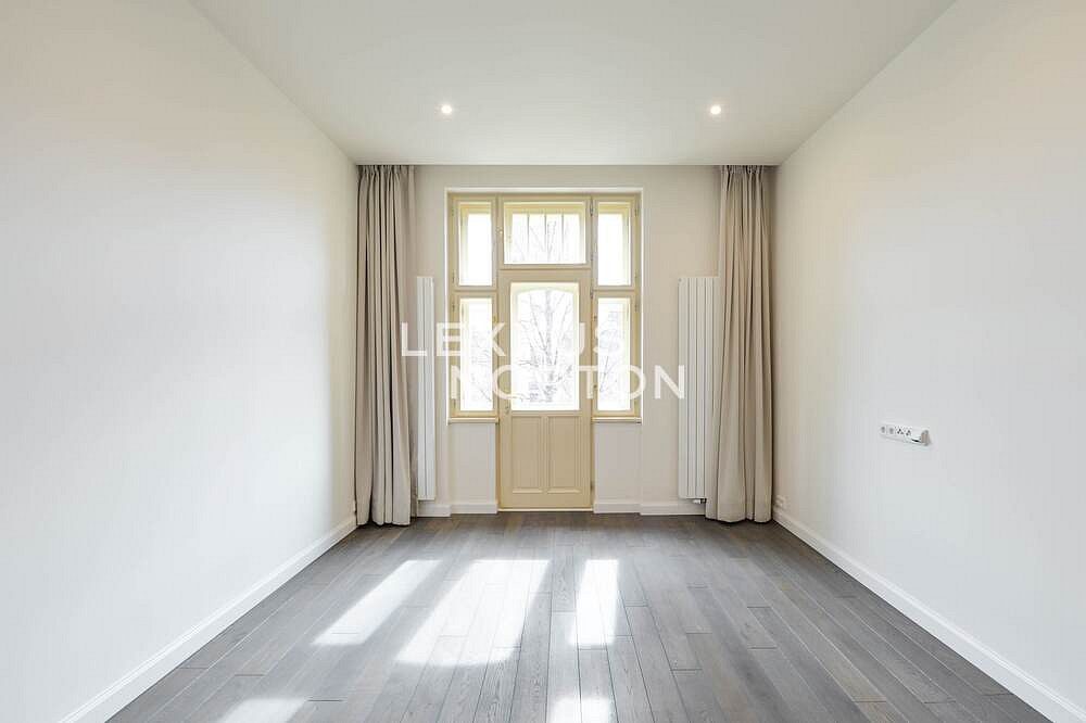 Pronájem bytu 3+kk 95 m² – fotografie 2