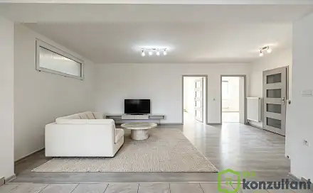 Prodej domu 204 m² s pozemkem 1 432 m², Slíny, Velké Bílovice, okres Břeclav