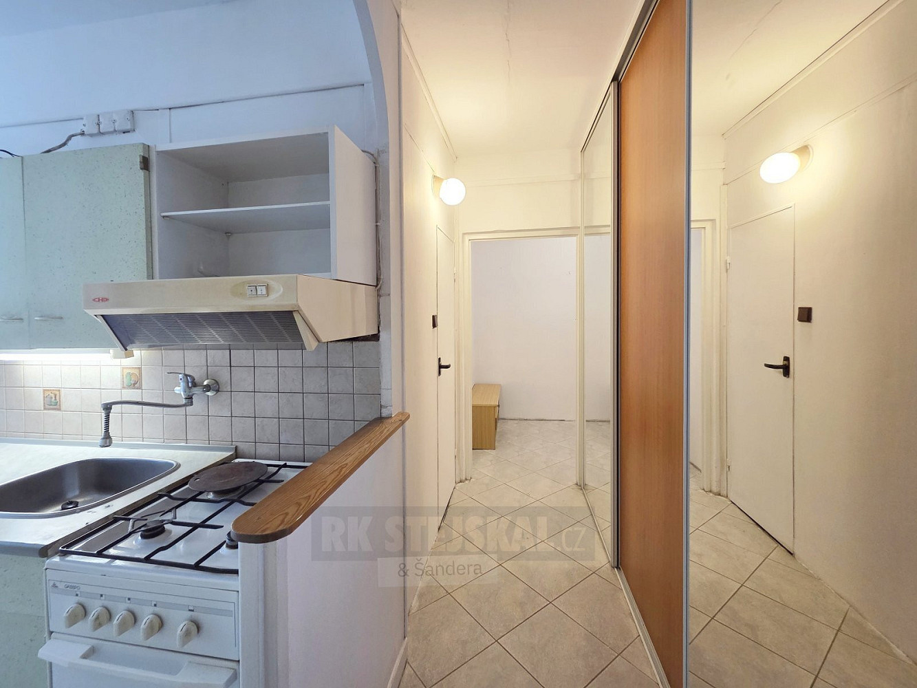 Pronájem bytu 1+1 42 m² – fotografie 3