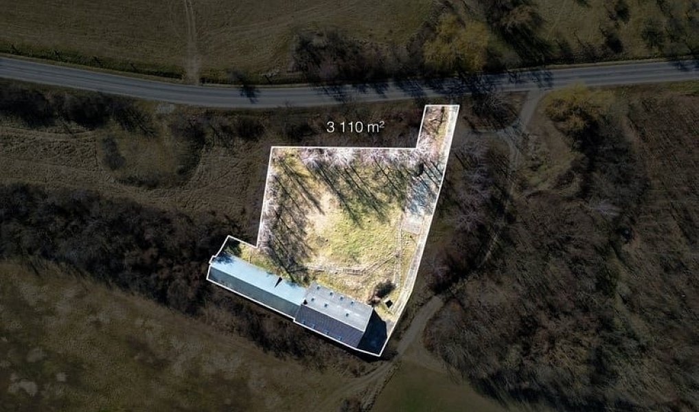 Prodej domu 750 m² s pozemkem 3 110 m², Tvarožná Lhota – náhled fotky 3