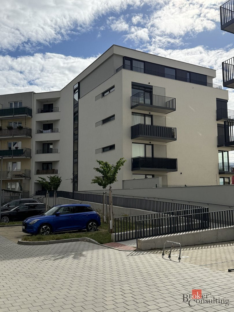 Prodej bytu 1+kk 46 m² – fotografie 2