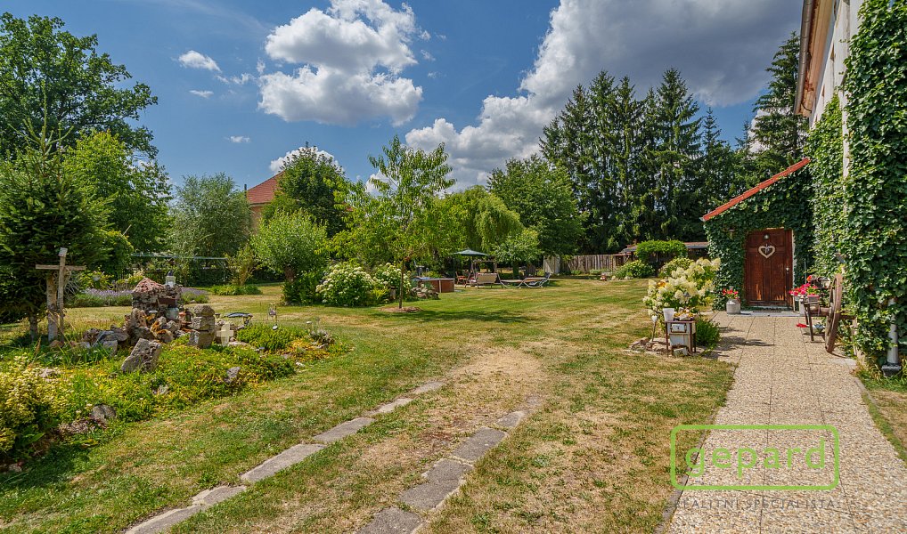 Prodej domu 341 m² s pozemkem 2 007 m², Třebeň – náhled fotky 31