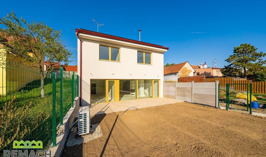Prodej domu 196 m² s pozemkem 526 m², Drslavice – náhled fotky 4