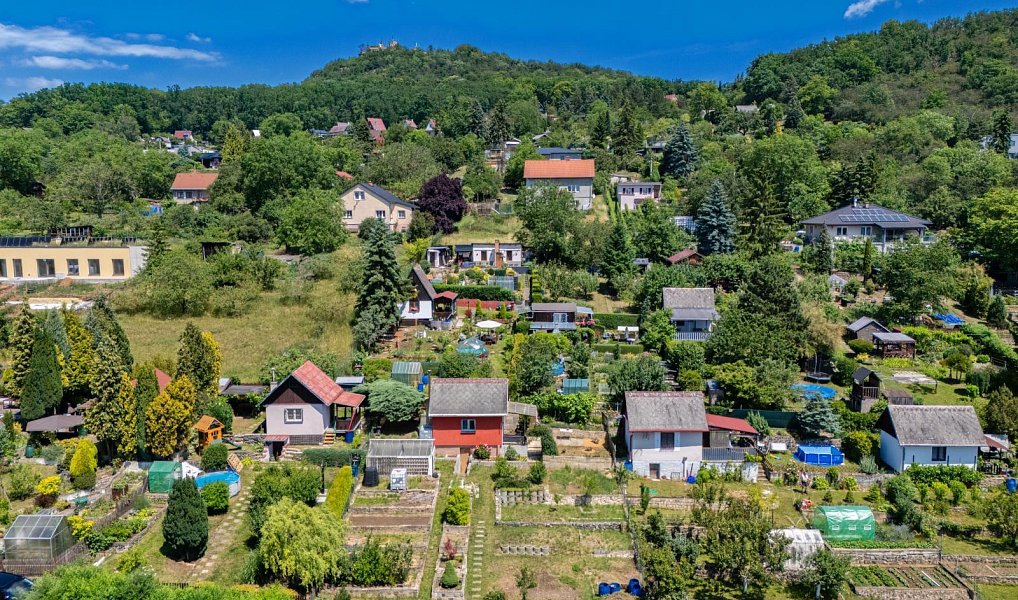 Prodej zahrady 415 m², Bystřany – náhled fotky 2
