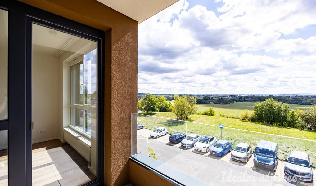 Pronájem bytu 2+kk 49 m², Praha – náhled fotky 3