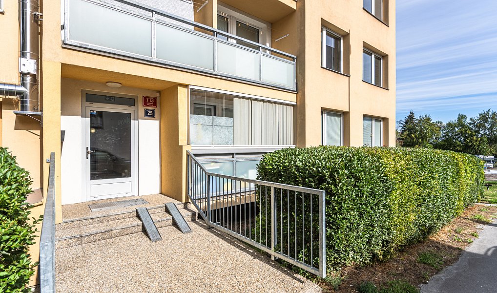Prodej bytu 1+kk 33 m², Praha – náhled fotky 17