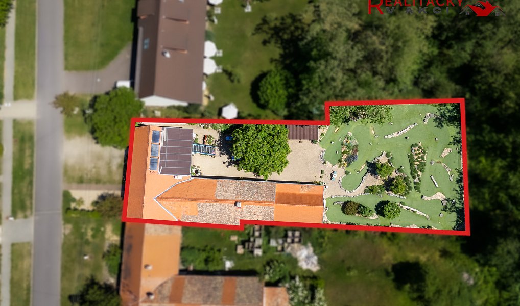 Prodej ubytovacího objektu 291 m², Nový Přerov – náhled fotky 9
