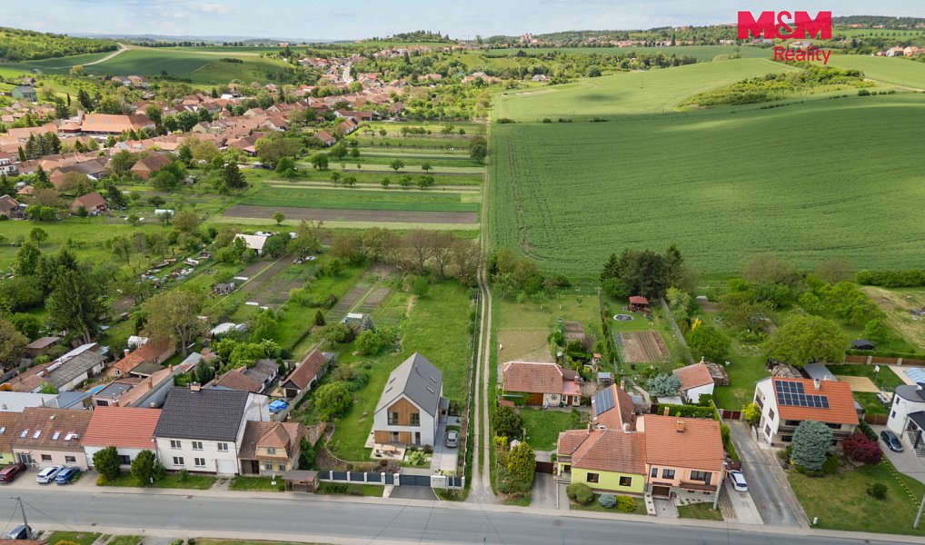 Prodej stavebního pozemku 1 718 m², Kovalovice – náhled fotky 4