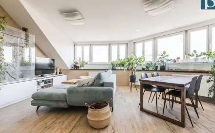 Prodej bytu 2+kk 70 m², Černokostelecká, Praha 10 - Strašnice