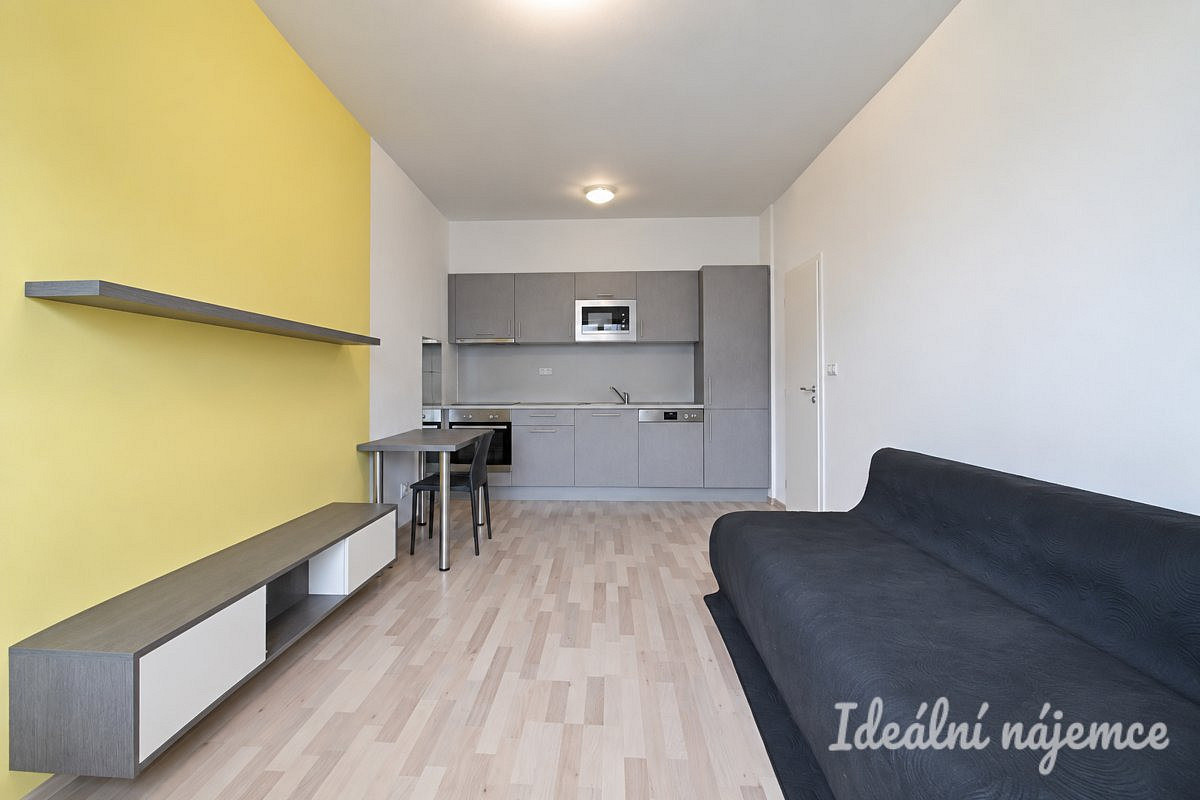 Pronájem bytu 2+kk 52 m² – fotografie 5