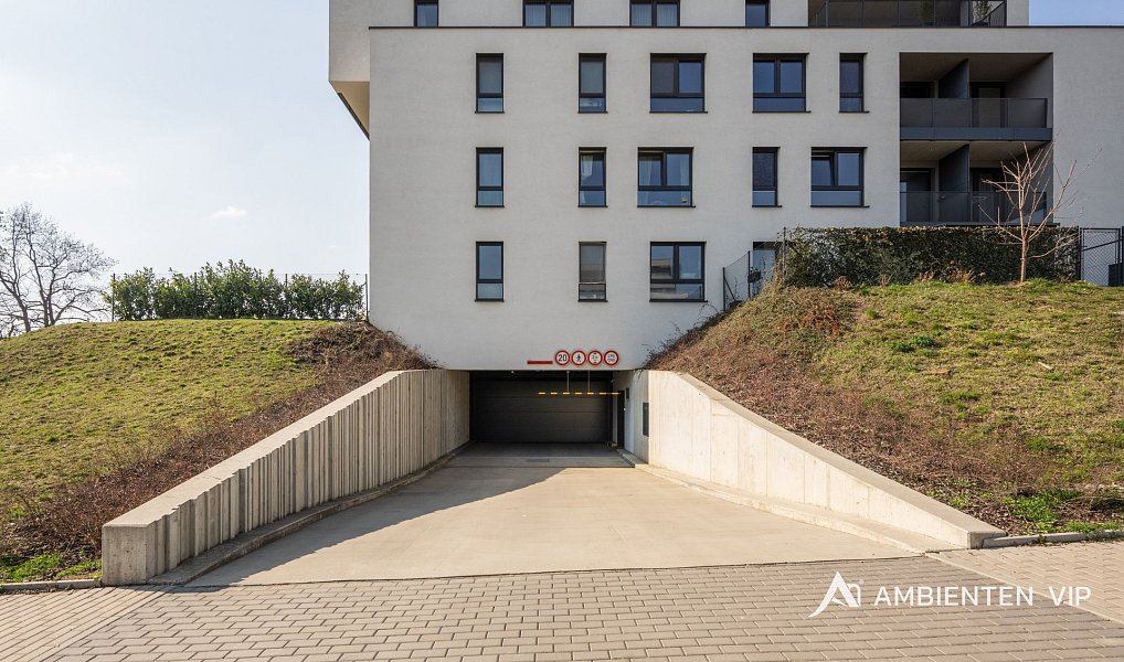 Prodej bytu 2+kk 72 m², Praha – náhled fotky 42