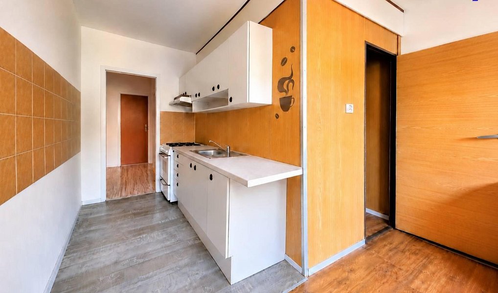 Prodej bytu 2+1 58 m², Jirkov – náhled fotky 2