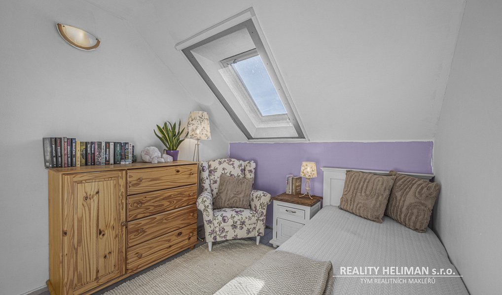 Prodej domu 393 m² s pozemkem 775 m², Líbeznice – náhled fotky 36