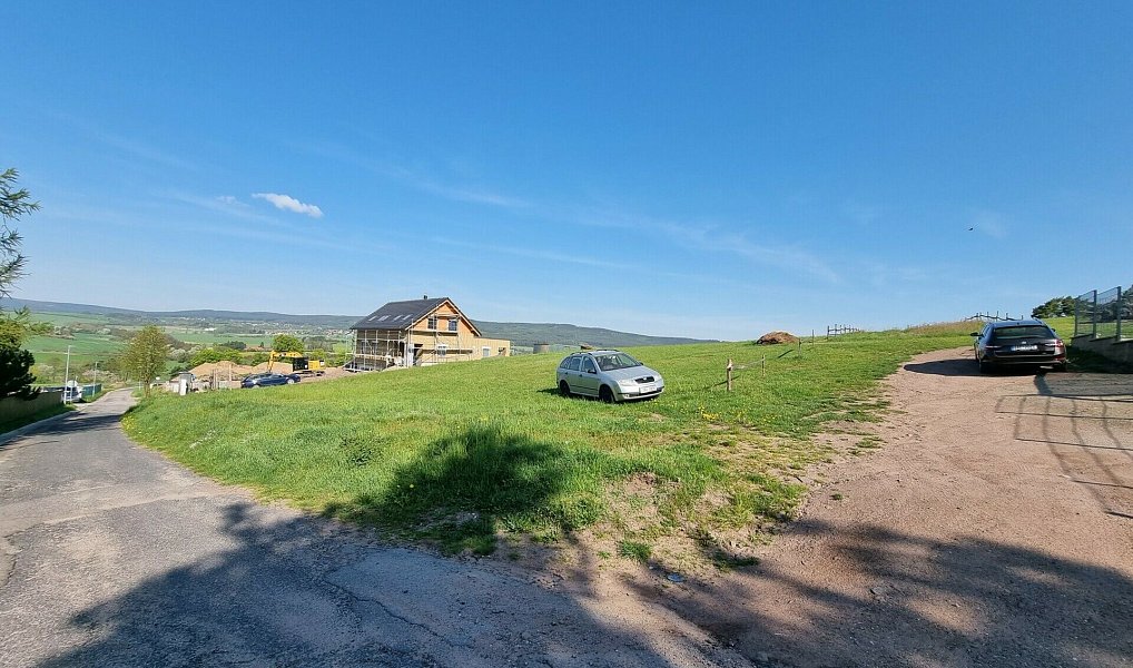 Prodej stavebního pozemku 2 183 m², Hluboš – náhled fotky 8