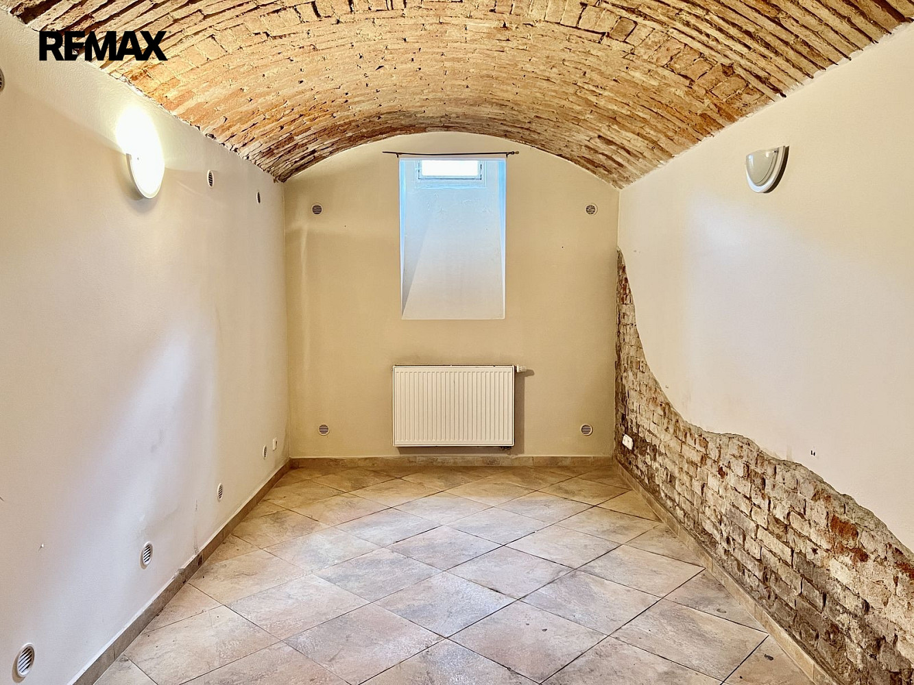 Pronájem komerčního objektu (jiného typu) 95 m² — photo 5