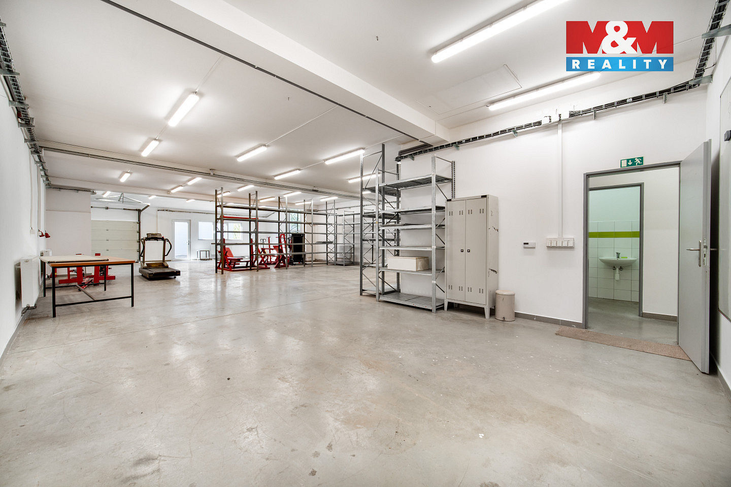 Pronájem výrobních prostor 328 m² — photo 2