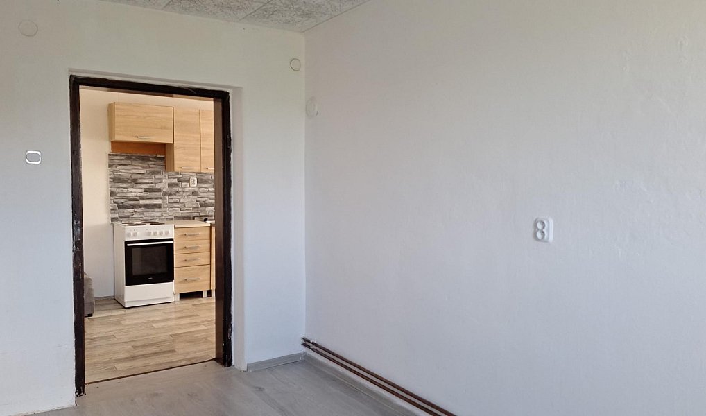 Pronájem domu 77 m² s pozemkem 337 m², Slepotice – náhled fotky 5