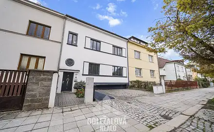 Pronájem bytu 3+kk 74 m²