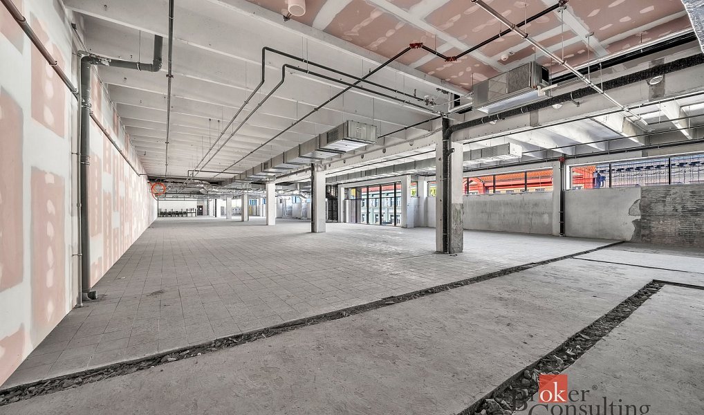 Pronájem obchodních prostor 1 173 m², Hradec Králové – fotka 1 z 22