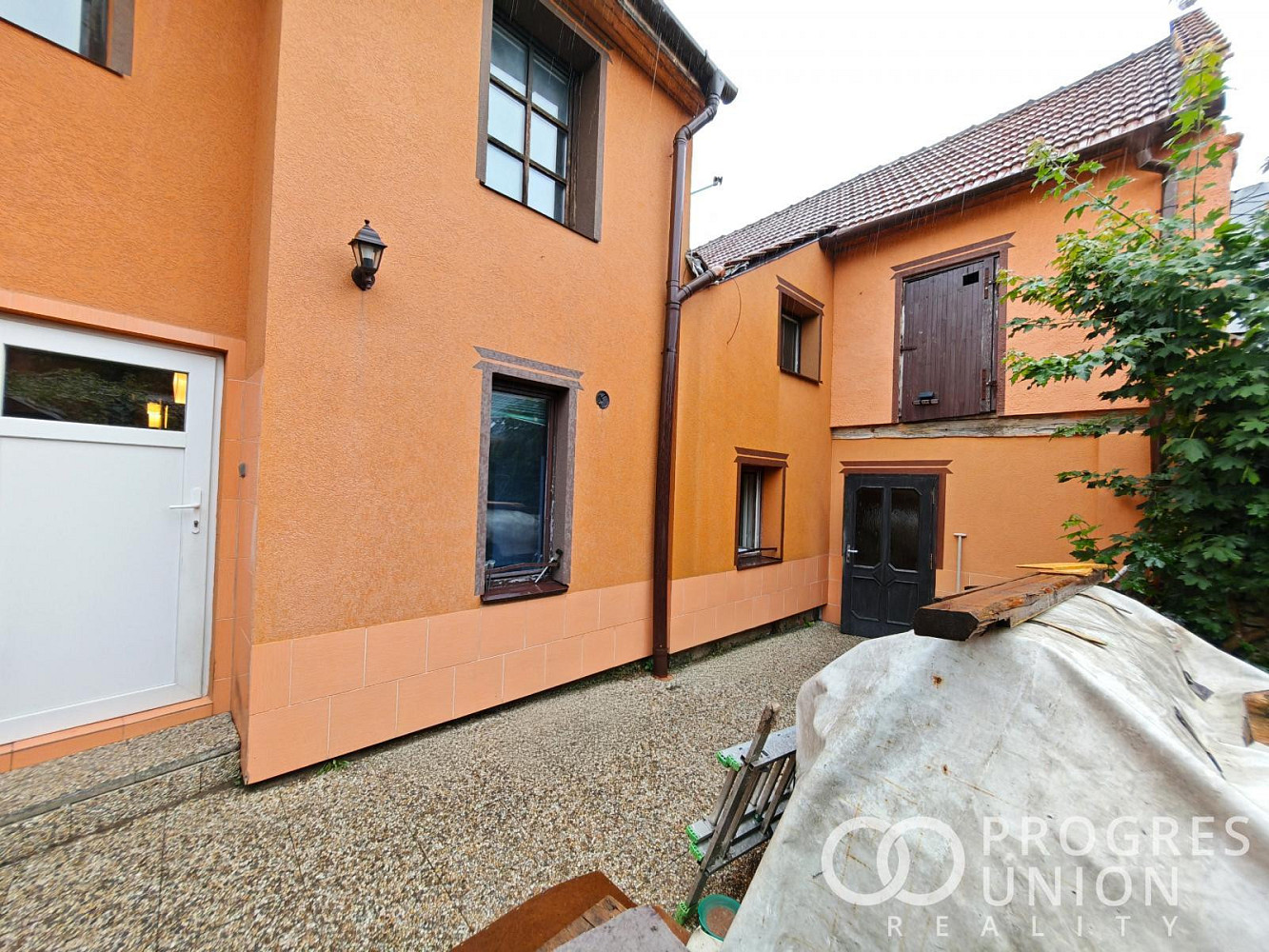 Prodej domu 160 m² s pozemkem 523 m²