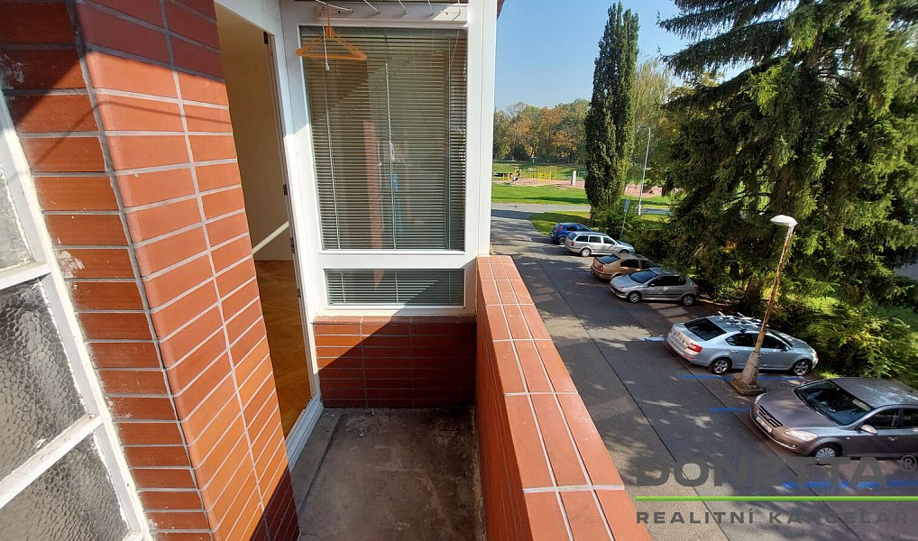 Pronájem bytu 3+1 88 m², Hradec Králové – náhled fotky 4