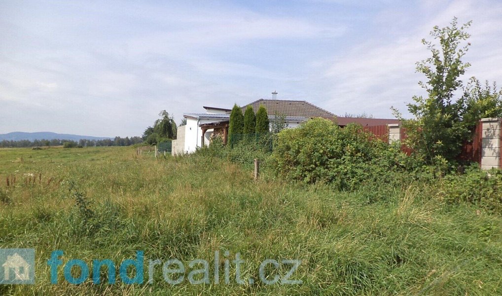 Prodej pozemku 816 m², Ločenice – náhled fotky 2