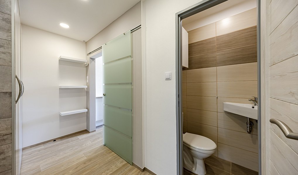 Pronájem bytu 2+1 50 m², Kněžpole – náhled fotky 12