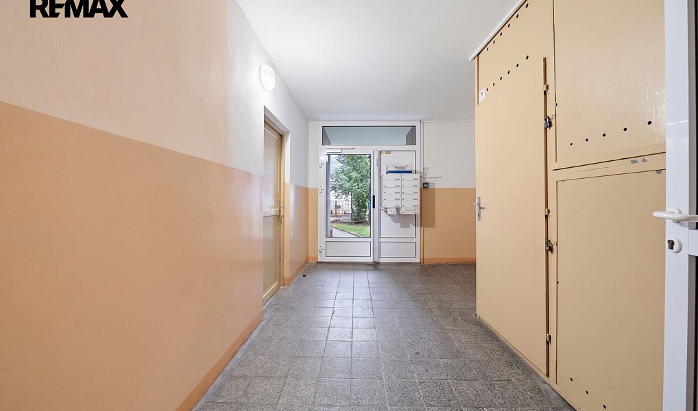 Prodej bytu 1+1 33 m², Karlovy Vary – náhled fotky 13