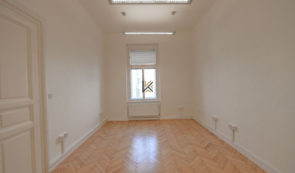 Pronájem kanceláře 104 m², Praha – náhled fotky 5