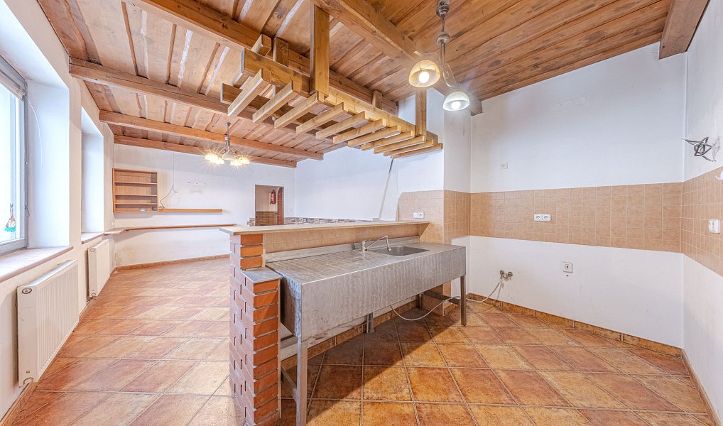 Prodej zemědělského objektu 398 m², Rosice – náhled fotky 2