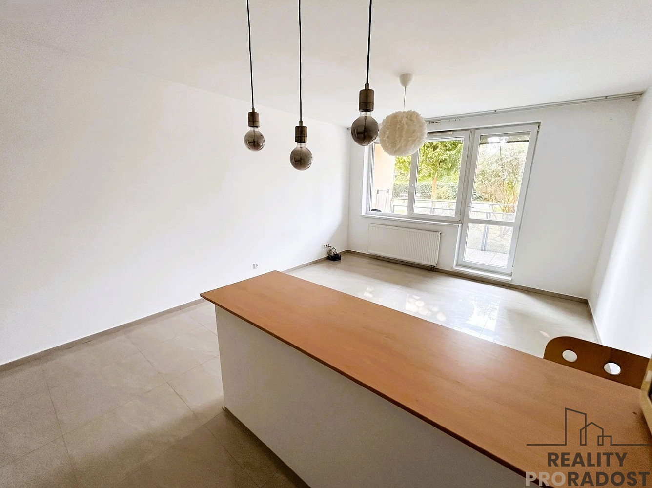 Pronájem bytu 1+kk 34 m² — photo 4