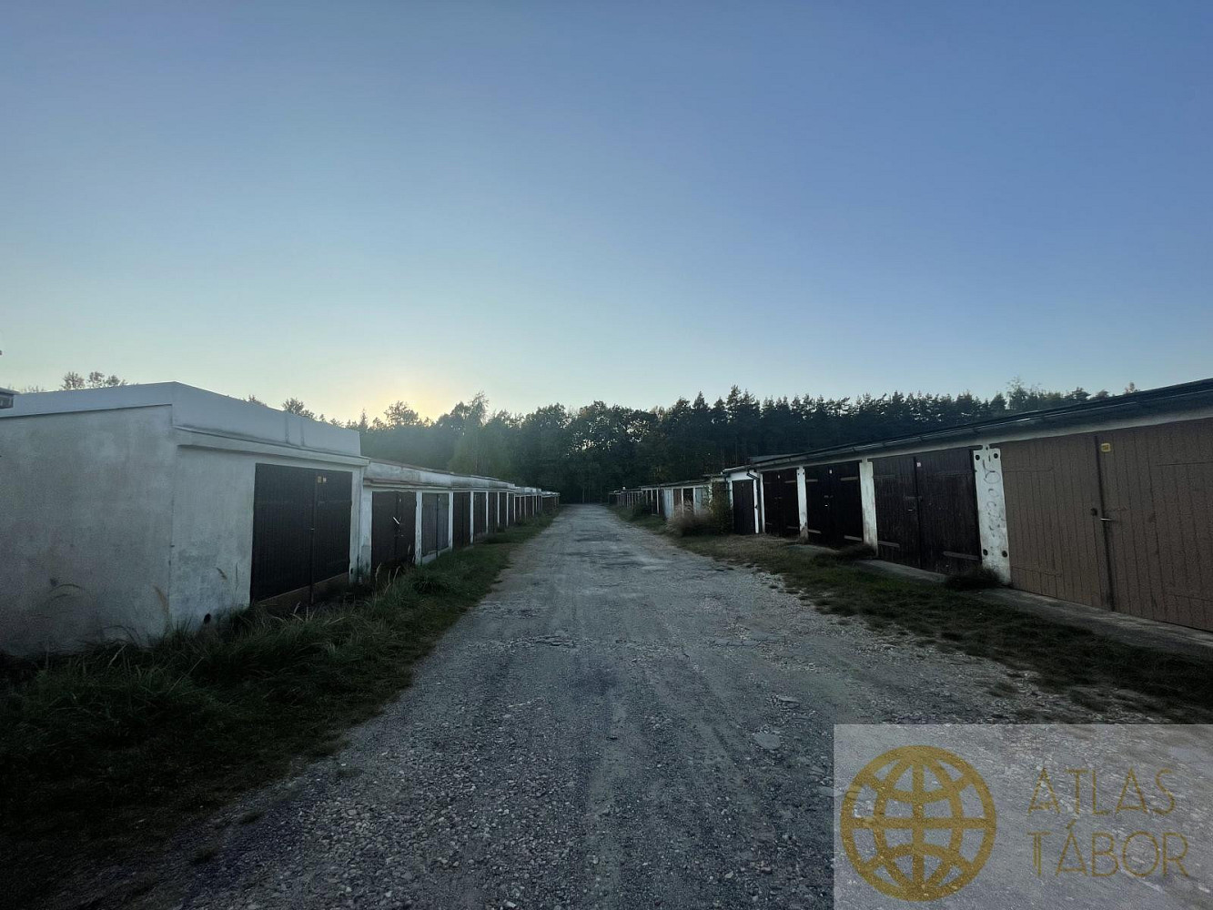 Prodej garáže na Sezimově Ústí 1 – fotografie 3