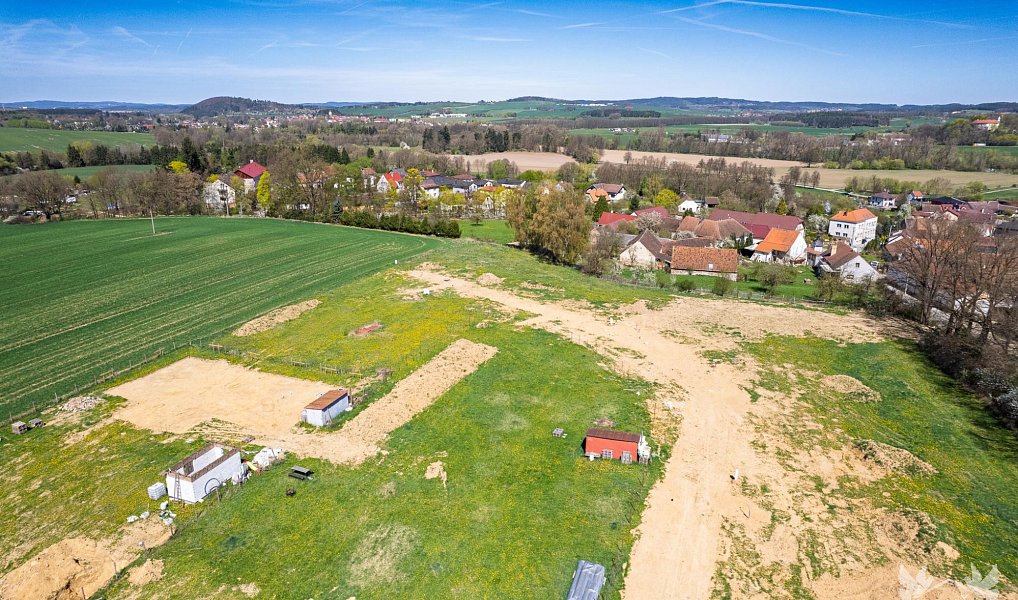 Prodej stavebního pozemku 1 219 m², Pracejovice – náhled fotky 8