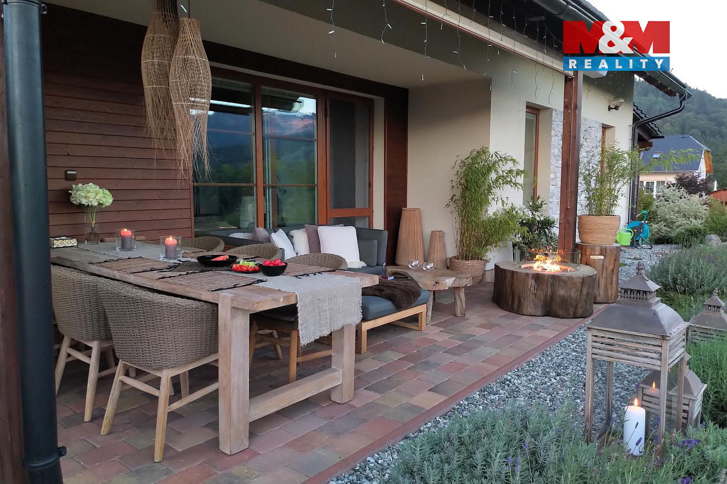 Prodej domu 179 m² s pozemkem 1 214 m² – fotografie 2