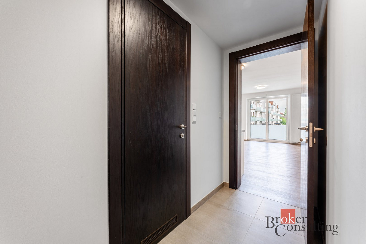 Pronájem bytu 1+kk 33 m² – další