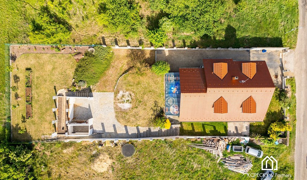 Prodej domu 252 m² s pozemkem 1 208 m², Nelahozeves – náhled fotky 36