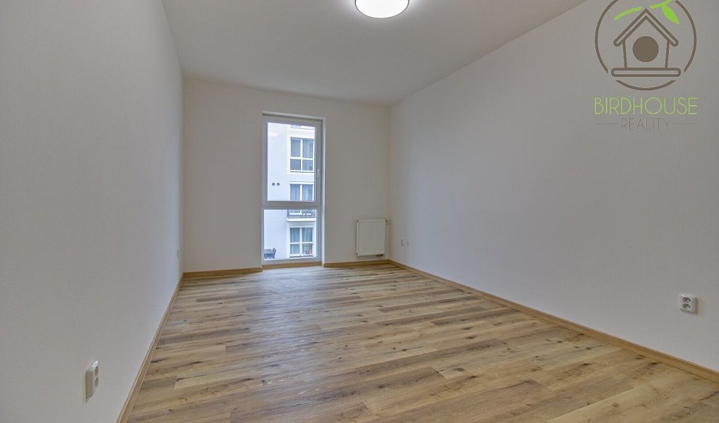 Pronájem bytu 2+kk 69 m², Jesenice – náhled fotky 5