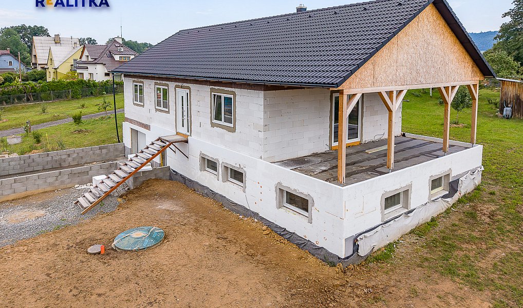 Prodej domu 120 m² s pozemkem 823 m², Vražné – náhled fotky 3