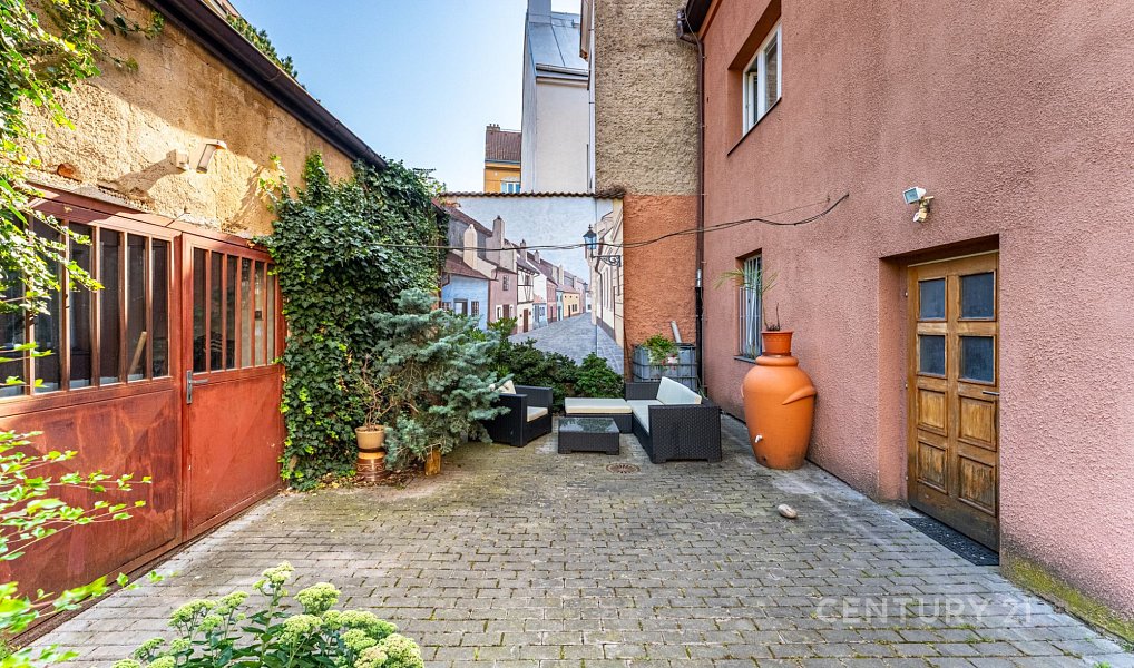 Prodej domu 280 m² s pozemkem 297 m², Praha – náhled fotky 23