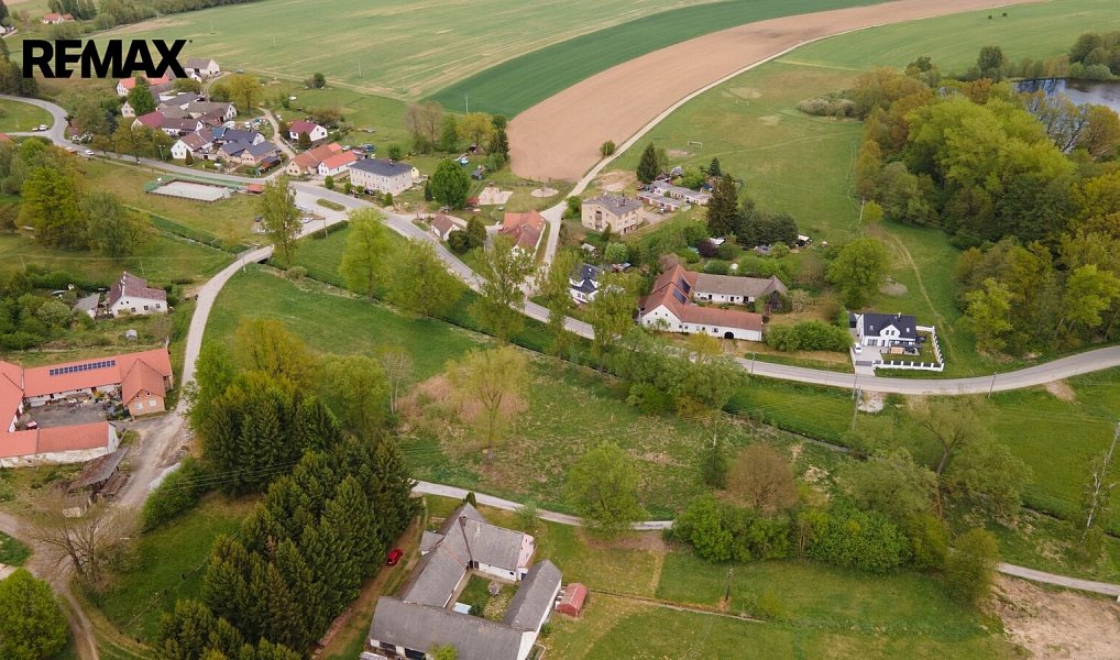 Prodej komerčního pozemku 32 591 m², Jindřichův Hradec – náhled fotky 8