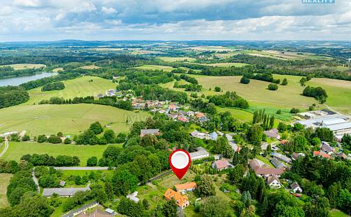 Prodej stavebního pozemku 2 000 m², Zbinohy, okres Jihlava