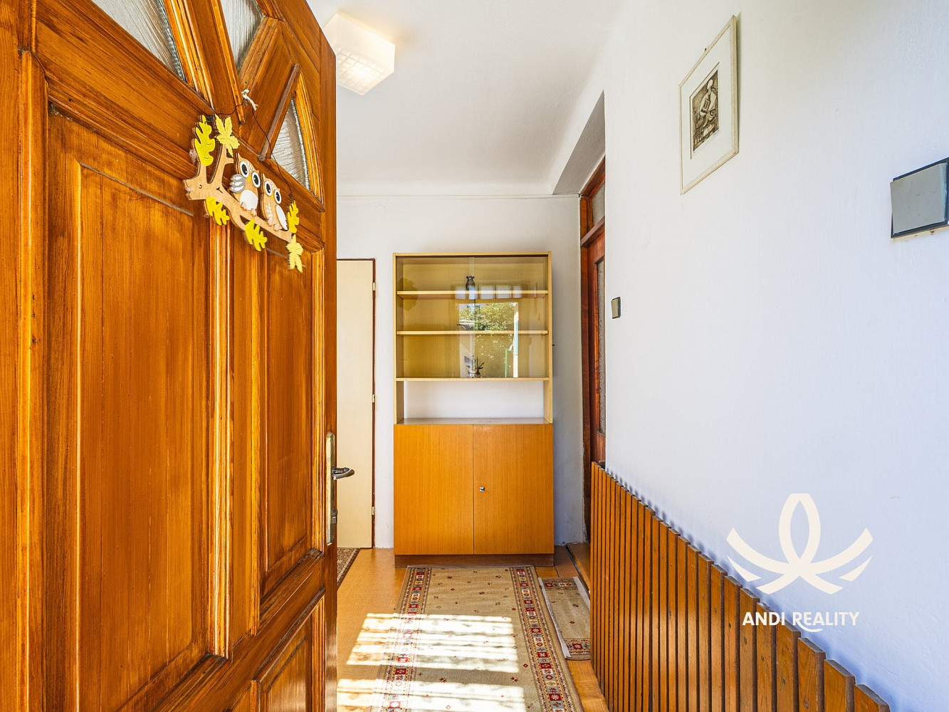 Prodej domu 100 m² s pozemkem 909 m² — photo 2
