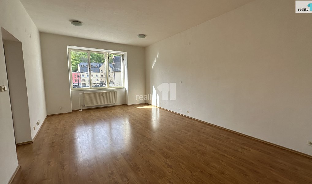 Pronájem kanceláře 25 m², Náchod – náhled fotky 3